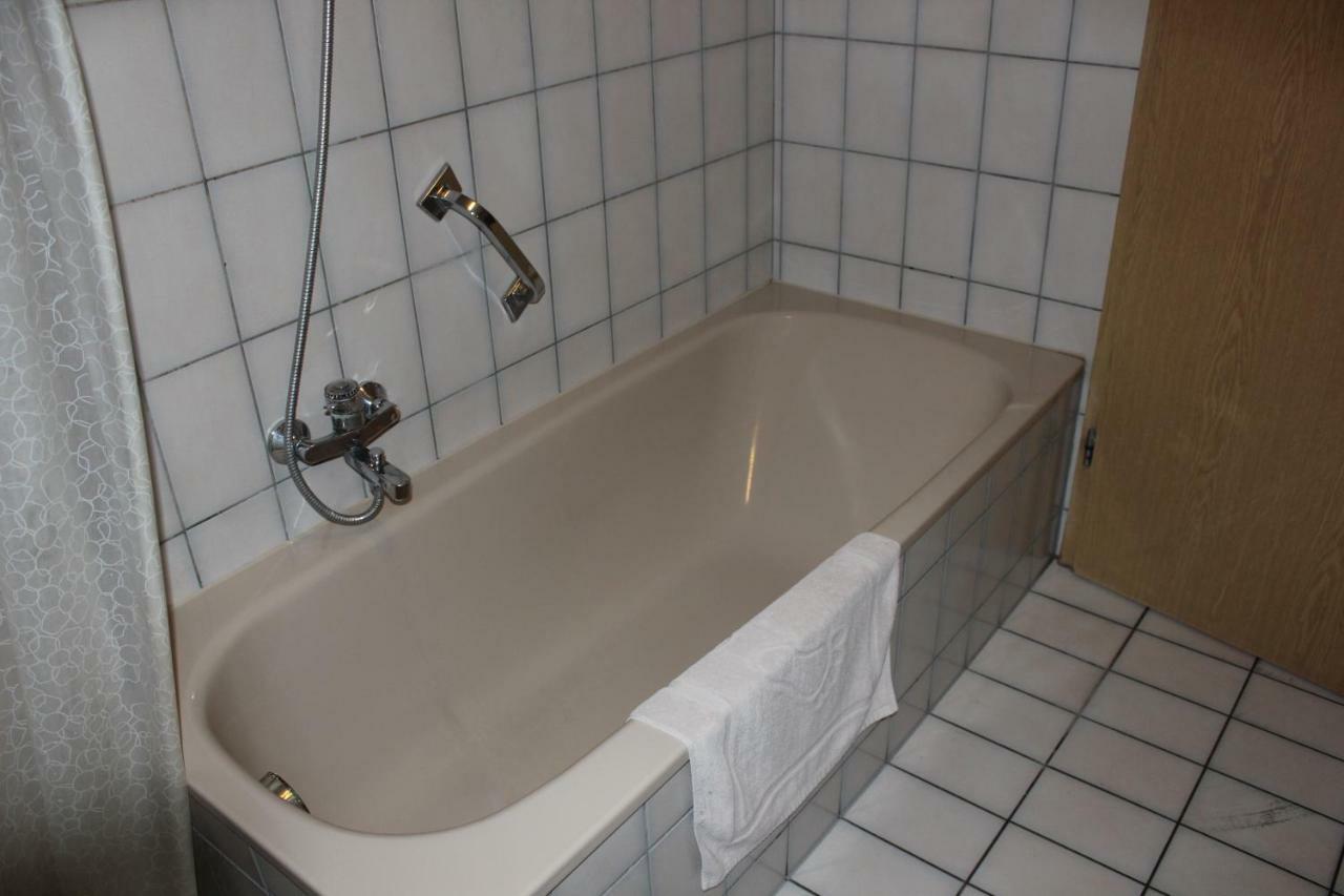 Ferienwohnungen-Goldbach Erdgeschoss Regensburg Buitenkant foto